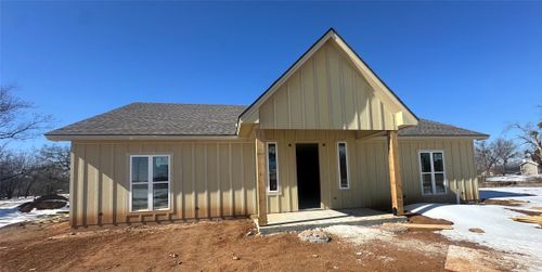 518 Strong St, Bowie, TX, 76230-5523 | Card Image