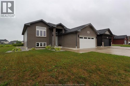 1010 Icewater Ave, Windsor, ON, N8P0E4 | Card Image