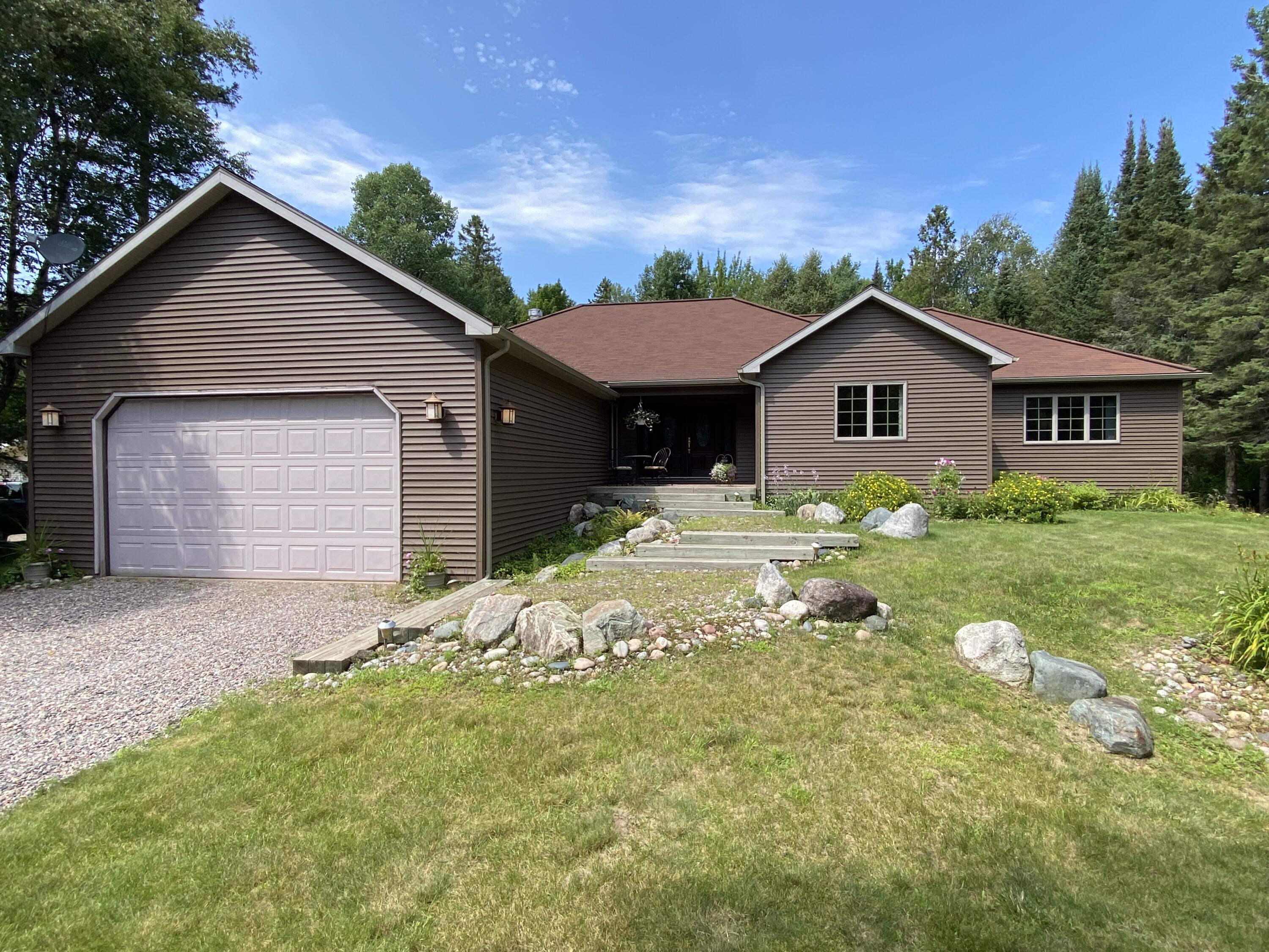 Bermuda Ave, Sault Sainte Marie, MI 49783