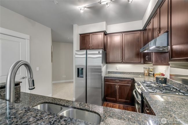 Kitchen | Image 13