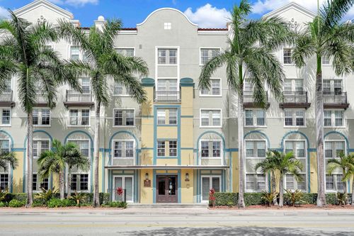 230-533 Ne 3rd Ave, Fort Lauderdale, FL, 33301-3273 | Card Image