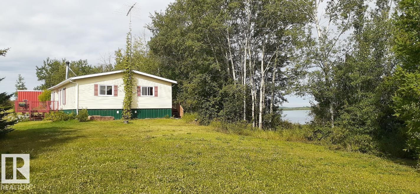 Residential in Rural Lac Ste. Anne County 5