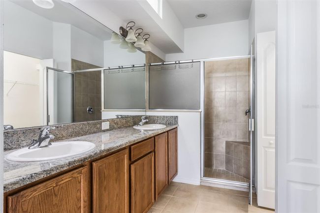 Primary EnSuite Bathroom | Image 16