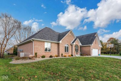 7744 Harnessmaker Court, House other with 4 bedrooms, 3 bathrooms and null parking in Plainfield IN | Image 2