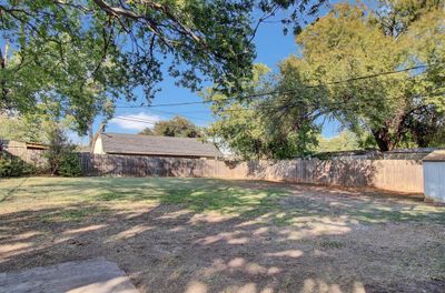 9204 Farmer Road, House other with 3 bedrooms, 2 bathrooms and null parking in White Settlement TX | Image 3