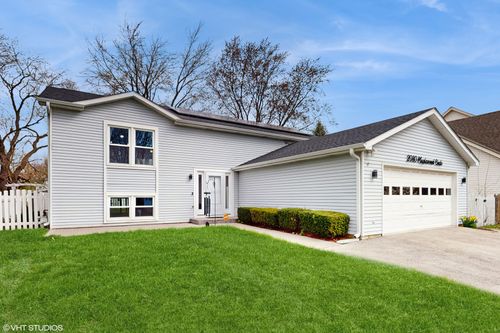 2080 Maplewood Cir, Naperville, IL, 60563-1981 | Card Image