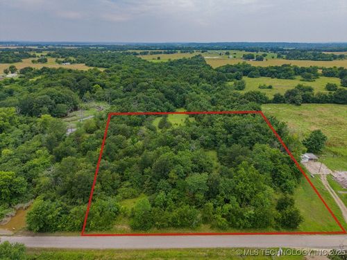 15747 Central St, Spiro, OK, 74959-4035 | Card Image