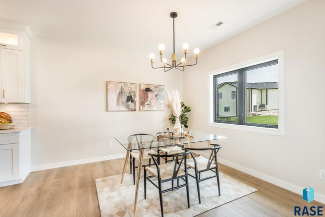 6613 E Corsair Dr, House other with 3 bedrooms, 3 bathrooms and null parking in Sioux Falls SD | Image 9