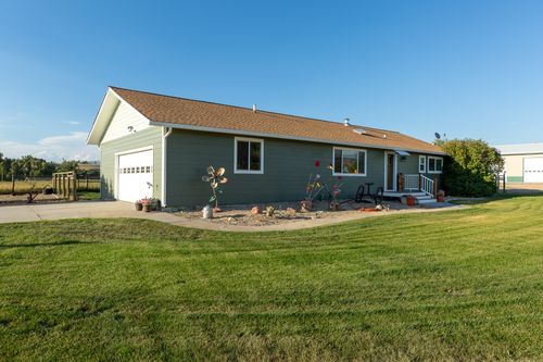 4472 Tripp Ln, Stevensville, MT, 59870-6213 | Card Image