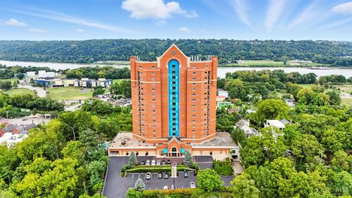 3435 Golden Ave, Cincinnati, OH, 45226-2001 | Card Image