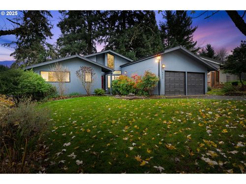 3423 Chaucer Way, Eugene, OR, 97405-1293 | Card Image