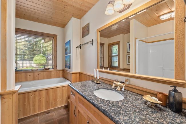 428 Bradbury Road, House other with 3 bedrooms, 1 bathrooms and 4 parking in Gambier Island BC | Image 15
