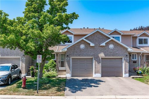 12-610 Barton St, Stoney Creek, ON, L8E5V2 | Card Image