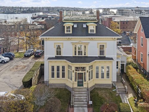 ste-4-35 Middle St, Gloucester, MA, 01930-5775 | Card Image