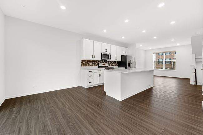 2026 Stuttle Rd, Townhouse with 2 bedrooms, 3 bathrooms and 4 parking in Batavia IL | Image 7