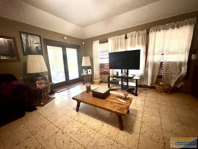 108 Palma Ln, House other with 3 bedrooms, 3 bathrooms and 2 parking in Bayview TX | Image 8