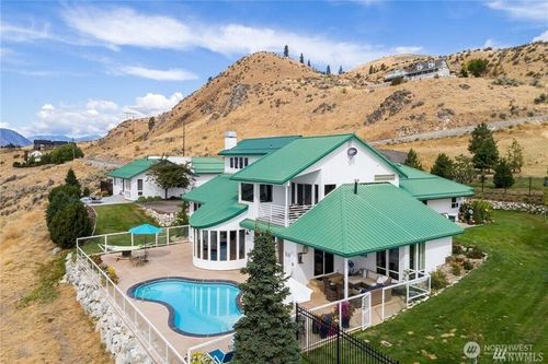335 Henderson Rd, Chelan, WA, 98816-9541 | Card Image