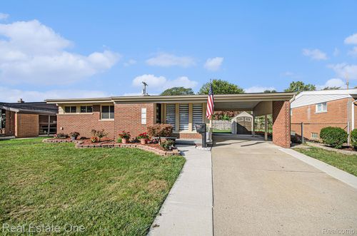 9720 Seavitt Dr, Allen Park, MI, 48101-1293 | Card Image