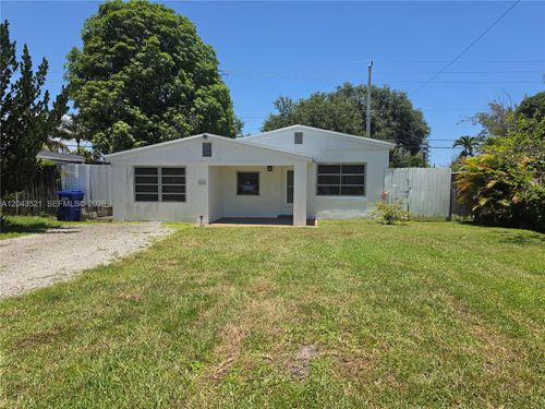 1215 Ne 182nd St, North Miami Beach, FL, 33162-1331 | Card Image