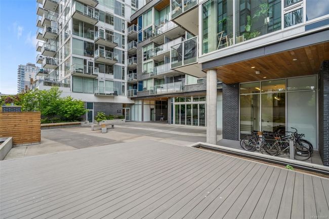 601 - 989 Johnson St, Condo with 2 bedrooms, 2 bathrooms and 1 parking in Victoria BC | Image 32