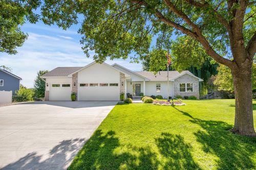8766 Troy Marquette Ln, Monticello, MN, 55362-3318 | Card Image