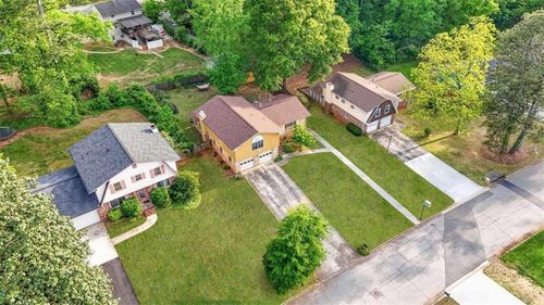 4605 Mercer Rd, Stone Mountain, GA, 30083-5533 | Card Image