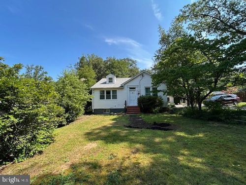 6708 3rd St, RIVERDALE, MD, 20737-1609 | Card Image