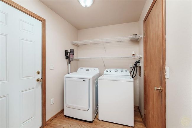 Laundry off the garage | Image 19