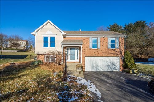 118 Vista Dr, Canonsburg, PA, 15317-9507 | Card Image
