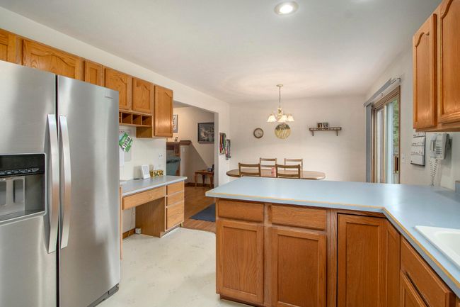 1142 N Peach Ct, House other with 4 bedrooms, 3 bathrooms and null parking in Plainwell MI | Image 9