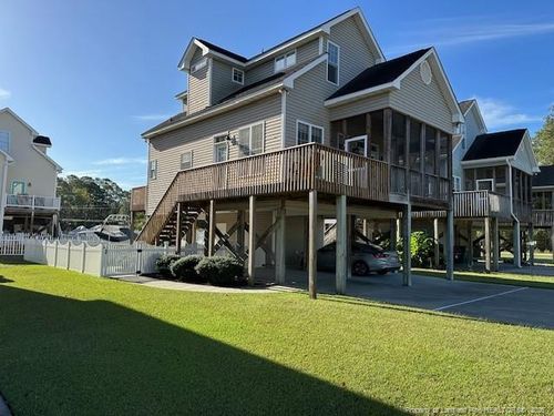 28 Maple Ave, Elizabethtown, NC, 28337-6502 | Card Image