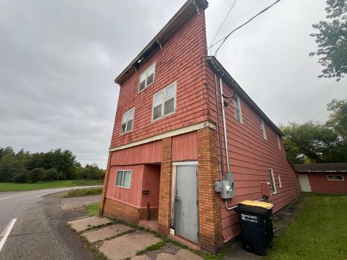 100 E Bonnie St, Ironwood, MI, 49938-3216 | Card Image