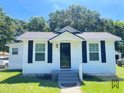 608 Batton St, Minden, LA, 71055-2408 | Card Image