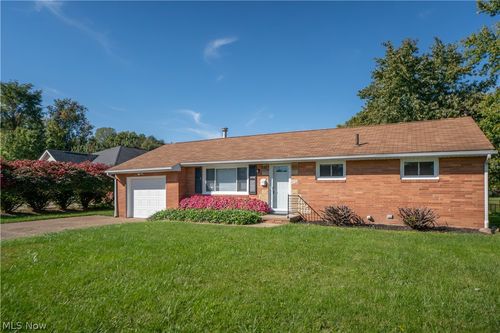 1615 Whipple Ave Nw, Canton, OH, 44708-2834 | Card Image