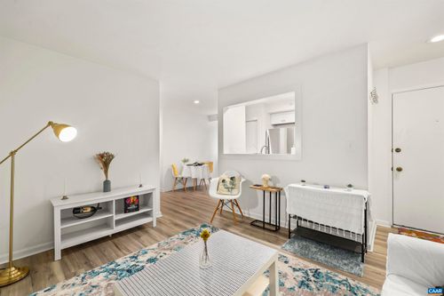 c2-1243 Cedars Ct, CHARLOTTESVILLE, VA, 22903-4804 | Card Image