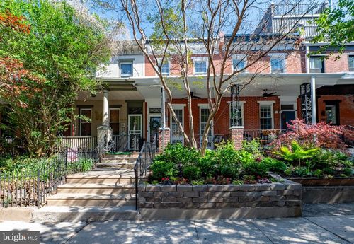 2927 Cambridge St, PHILADELPHIA, PA, 19130-1115 | Card Image