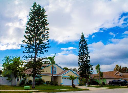 10127 Barnett Loop, PORT RICHEY, FL, 34668-3318 | Card Image