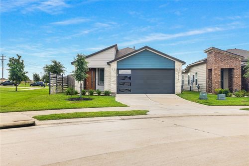 1226 Amistad Loop, College Station, TX, 77845-2722 | Card Image
