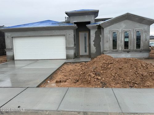 3706 Daybreak St, Las Cruces, NM, 88012-8087 | Card Image