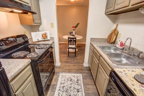 apt-41-480 W Parker Rd, Houston, TX, 77091-3225 | Card Image