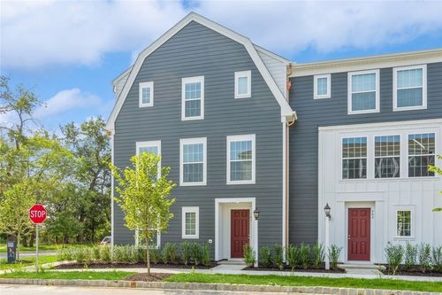 701 Halcyon Ln, Cranberry Twp, PA, 16066-7947 | Card Image