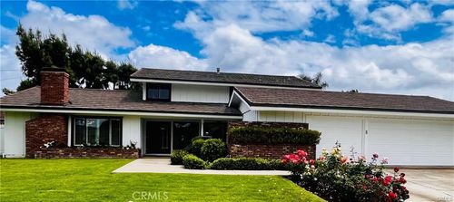 13772 Sanderstead Rd, Santa Ana, CA, 92705-2654 | Card Image
