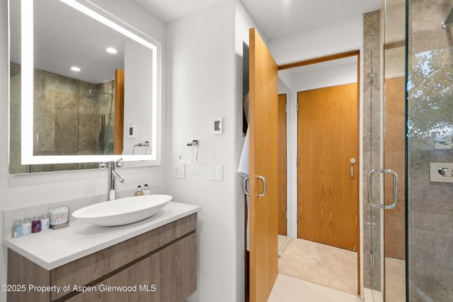 699 Eppley Dr, House other with 5 bedrooms, 8 bathrooms and null parking in Aspen CO | Image 31