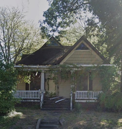 1615 S Park St, Little Rock, AR, 72202-5846 | Card Image