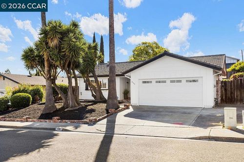 2135 Via Alta, Benicia, CA, 94510 | Card Image