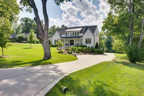 1213 Lavada Pl, Brentwood, TN, 37027-7039 | Card Image