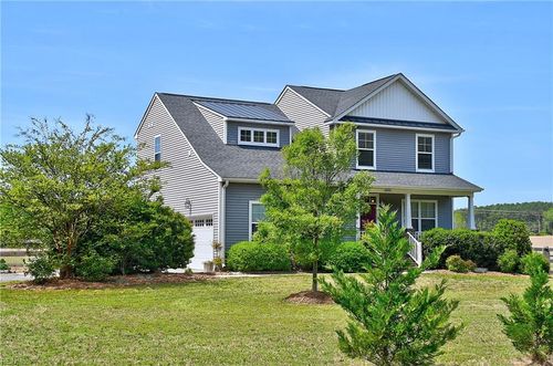 4095 Godwin Blvd, Suffolk, VA, 23434-6926 | Card Image