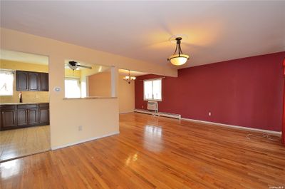 22 Wyoming Avenue, Home with 6 bedrooms, 3 bathrooms and null parking in Lynbrook NY | Image 2