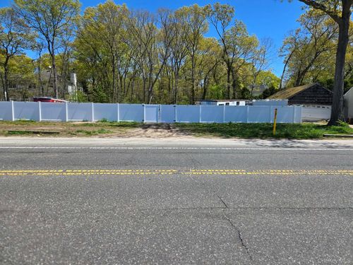 542 Jayne Blvd, Port Jefferson Station, NY, 11776-2939 | Card Image