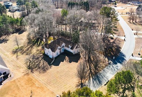 120 Warren Way, Fayetteville, GA, 30215-7713 | Card Image